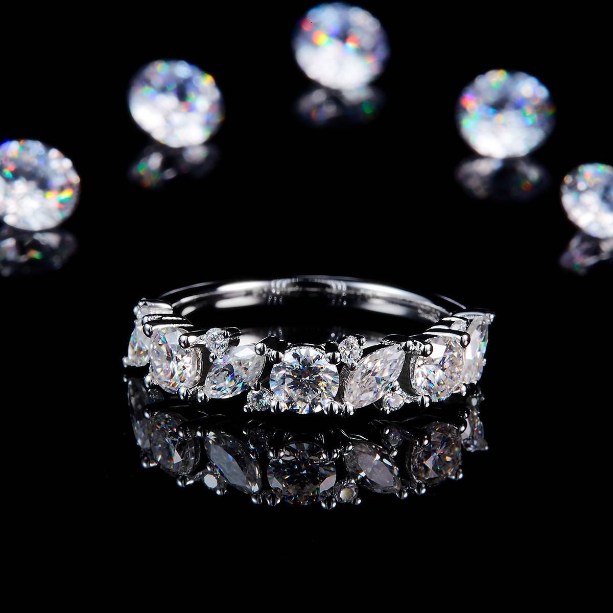 异形钻排戒S925银镀白金定制选款副石莫桑钻1.82ct