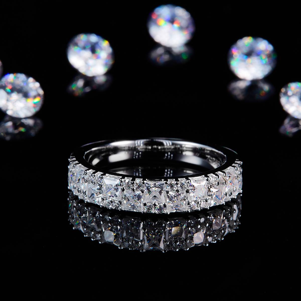 Princess Broken Diamond Ring S925 Silver Plated Platinum Customized Selection Side Stone Moissanite 1.825ct