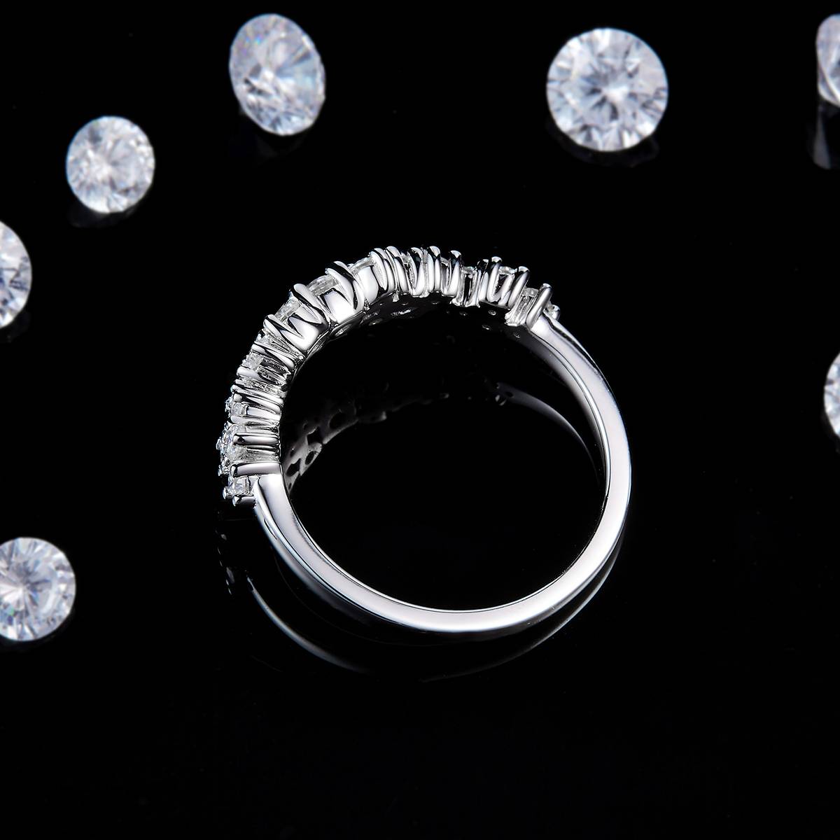 Irregular Broken Diamond Ring S925 Silver Plated Platinum Customized Selection Side Stone Moissanite 0.561ct