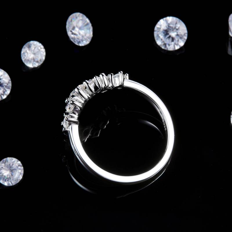 Affordable Luxury高级星河Women's Ring排戒S925银镀白金定制选款副石Moissanite0.765ct