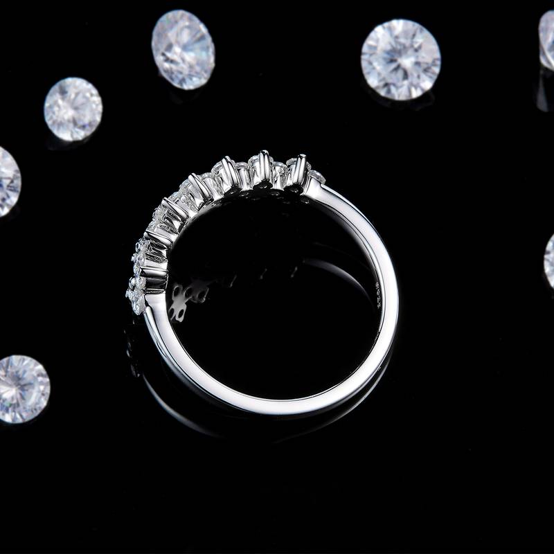 四叶草排戒S925银镀白金定制选款副石Moissanite0.66ct