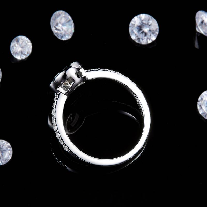 包镶圆钻Women's RingS925银镀白金定制选款主石Moissanite1.0ct/副石高碳钻