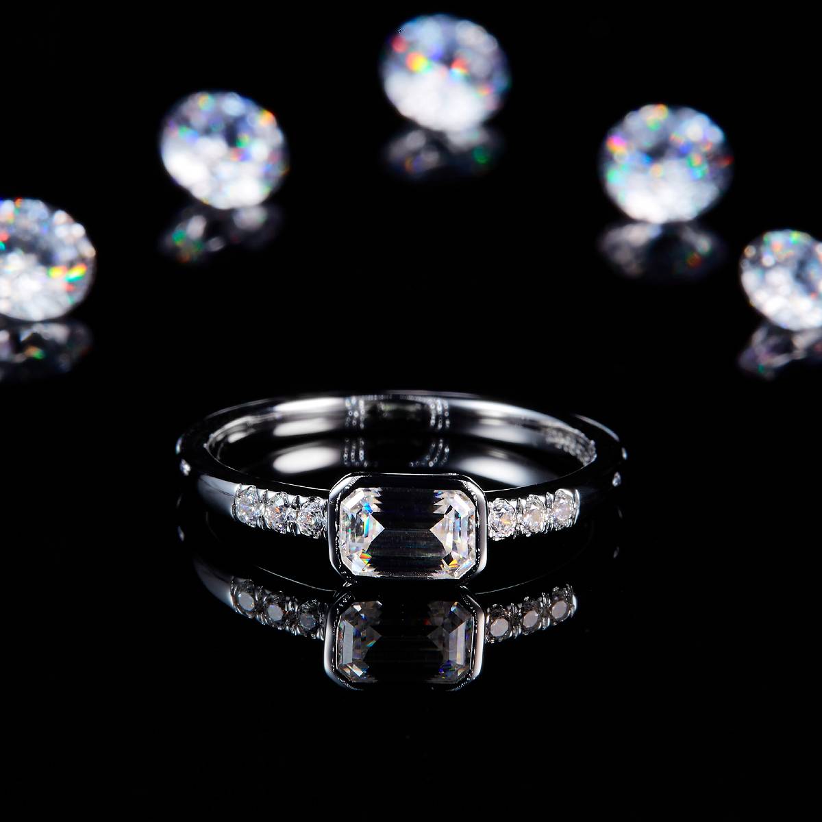 Emerald Cut and Set Women's Ring S925 Silver Plated Platinum Customized Selection Main Stone Moissanite 0.5ct/Side Stone Cubic Zirconia