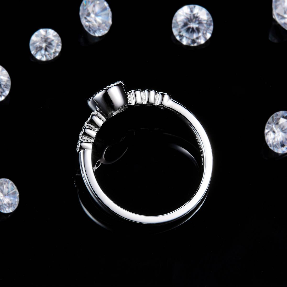 包镶圆钻S925银镀白金定制选款主石莫桑钻0.5ct/副石高碳钻