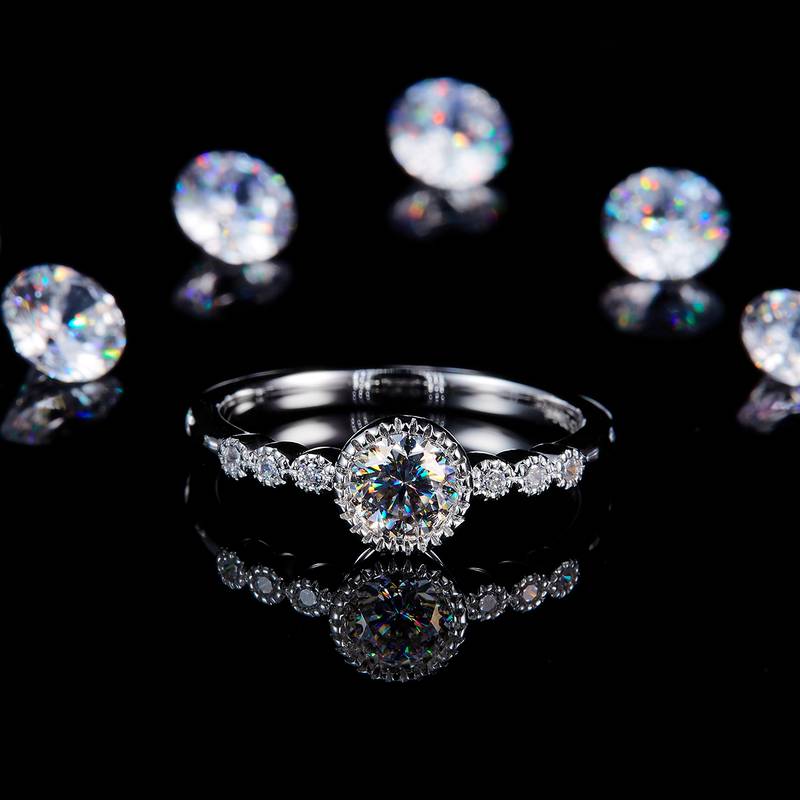 包镶圆钻S925银镀白金定制选款主石Moissanite0.5ct/副石高碳钻