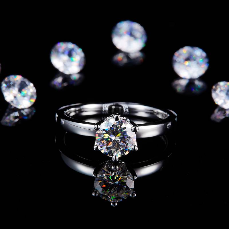 简约六爪Women's RingS925银镀白金定制选款主石Moissanite1.0ct
