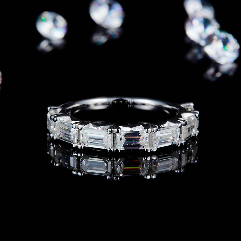 祖母绿切割排戒S925银镀白金定制选款Moissanite2.5ct