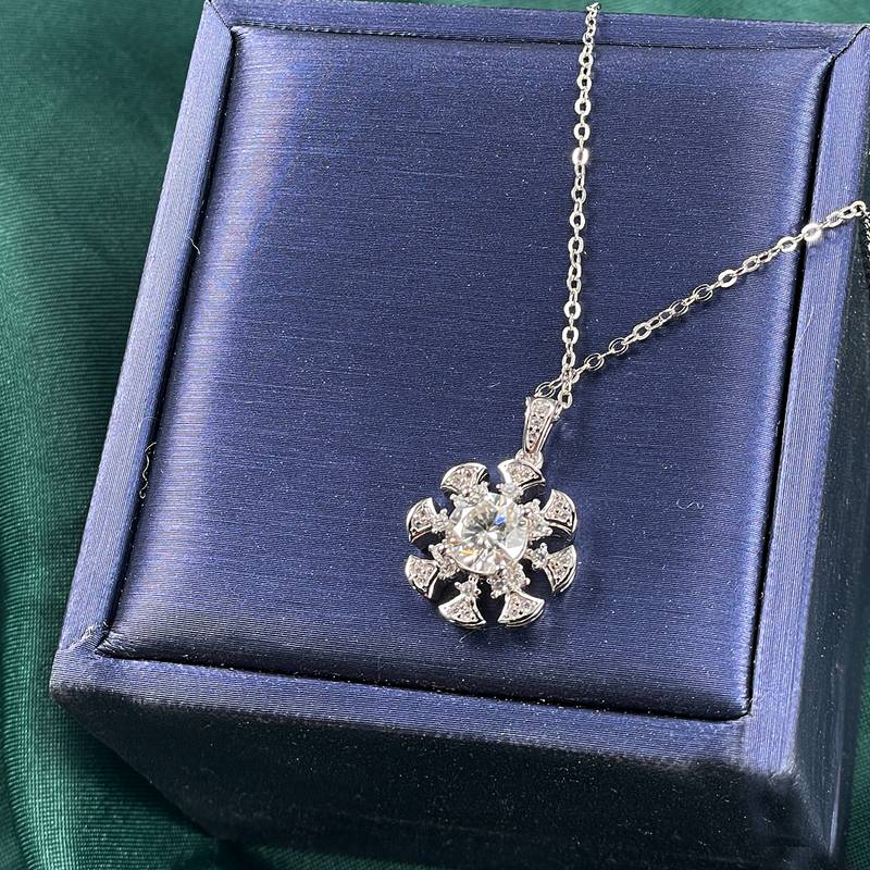 P230223021款S925银镀18K白金莫桑钻风车吊坠主石1.0ct