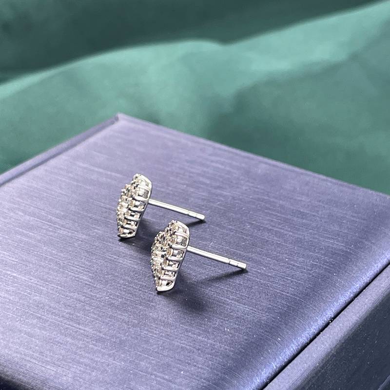 E46784款S925银镀18K白金Moissanite爱心满钻Stud Earring0.48ct