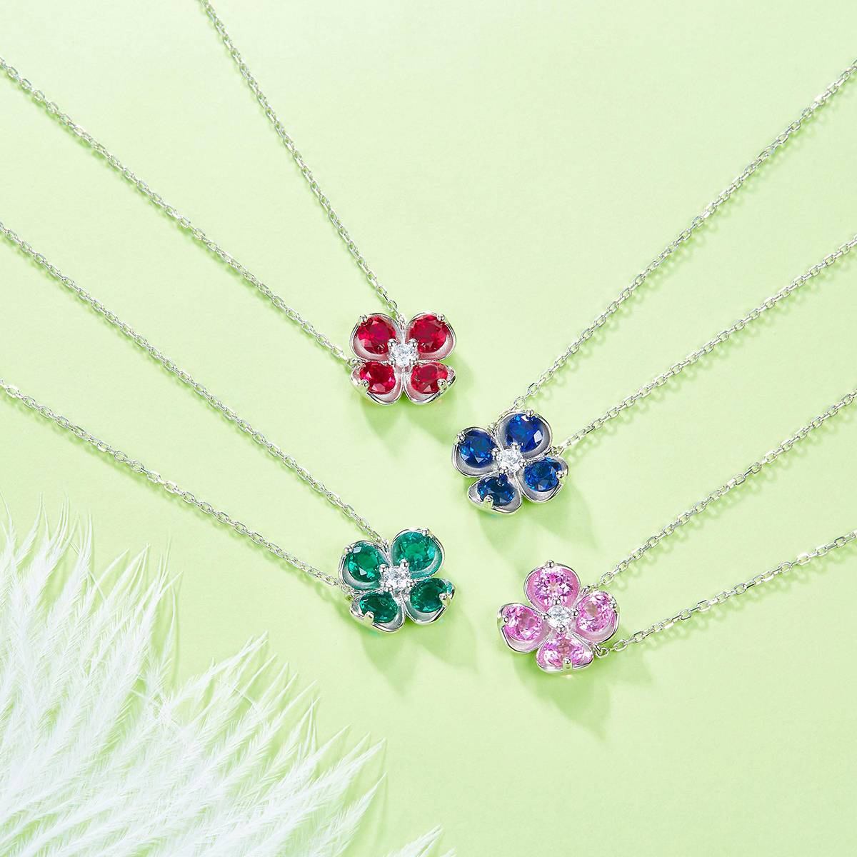 P1055款S925银镀18K白金圆形培育彩宝幸运四叶草Necklace2.6ct