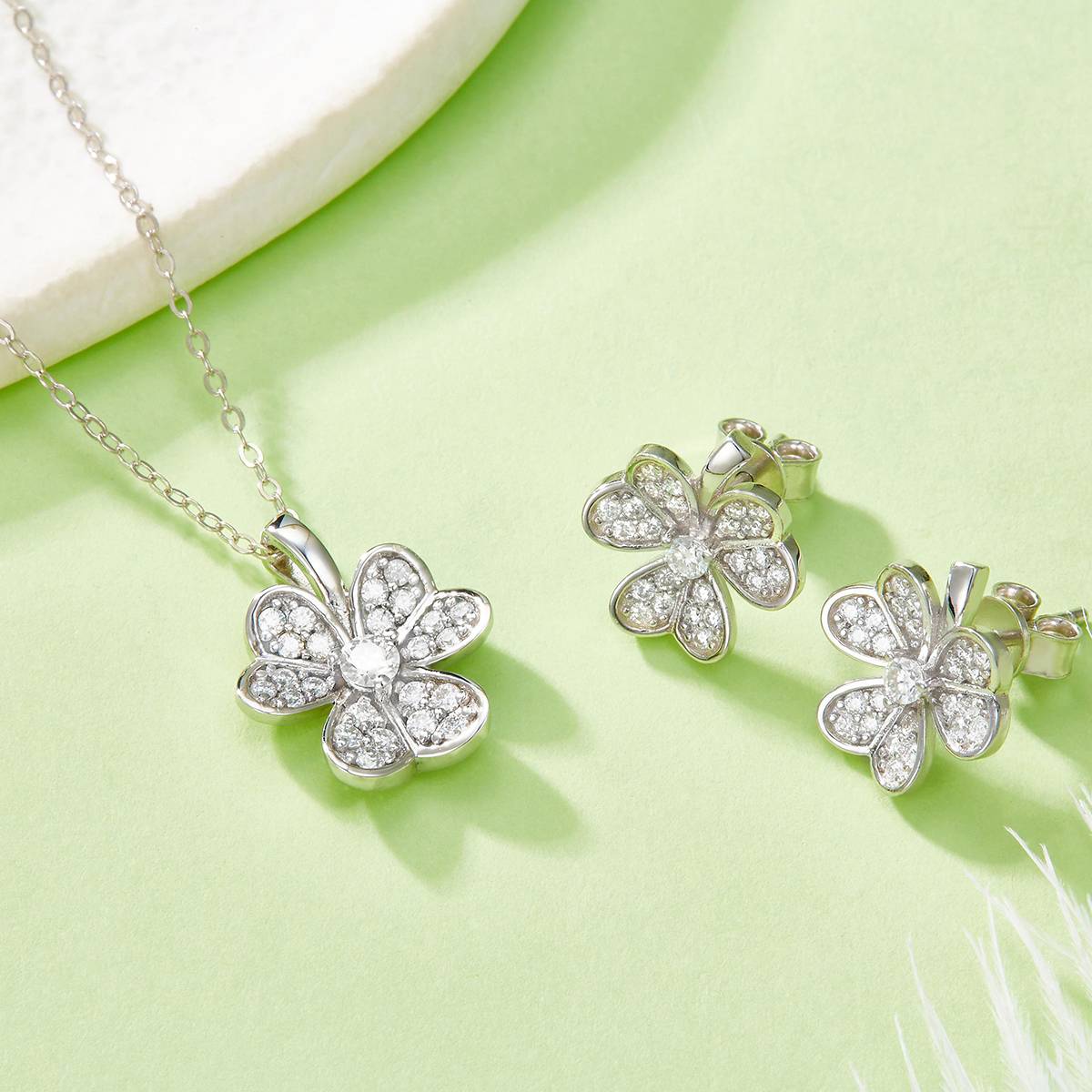 P21101906款S925银镀18K白金幸运三叶草Moissanite套装0.38ct