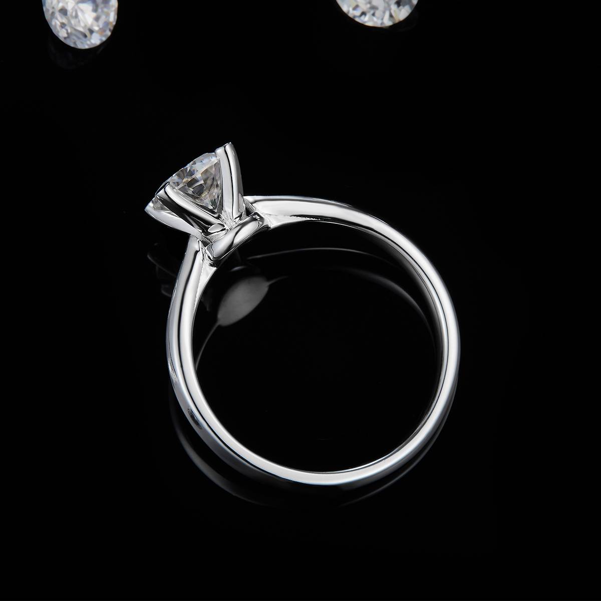 四爪女戒S925银镀白金定制选款主石莫桑钻1.0ct