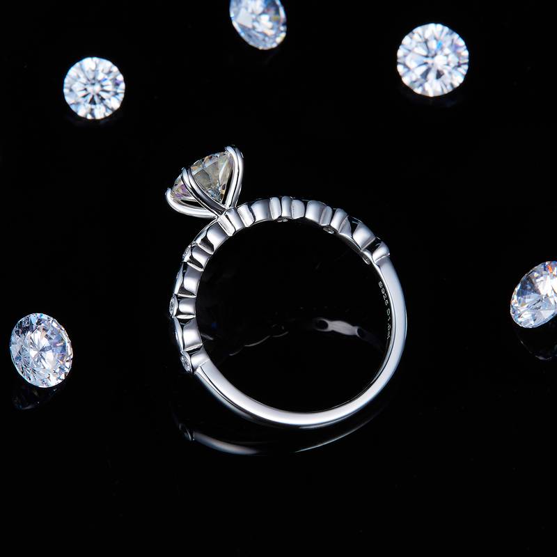 简约四爪Women's RingS925银镀白金定制选款主石Moissanite1.0ct/副石高碳钻