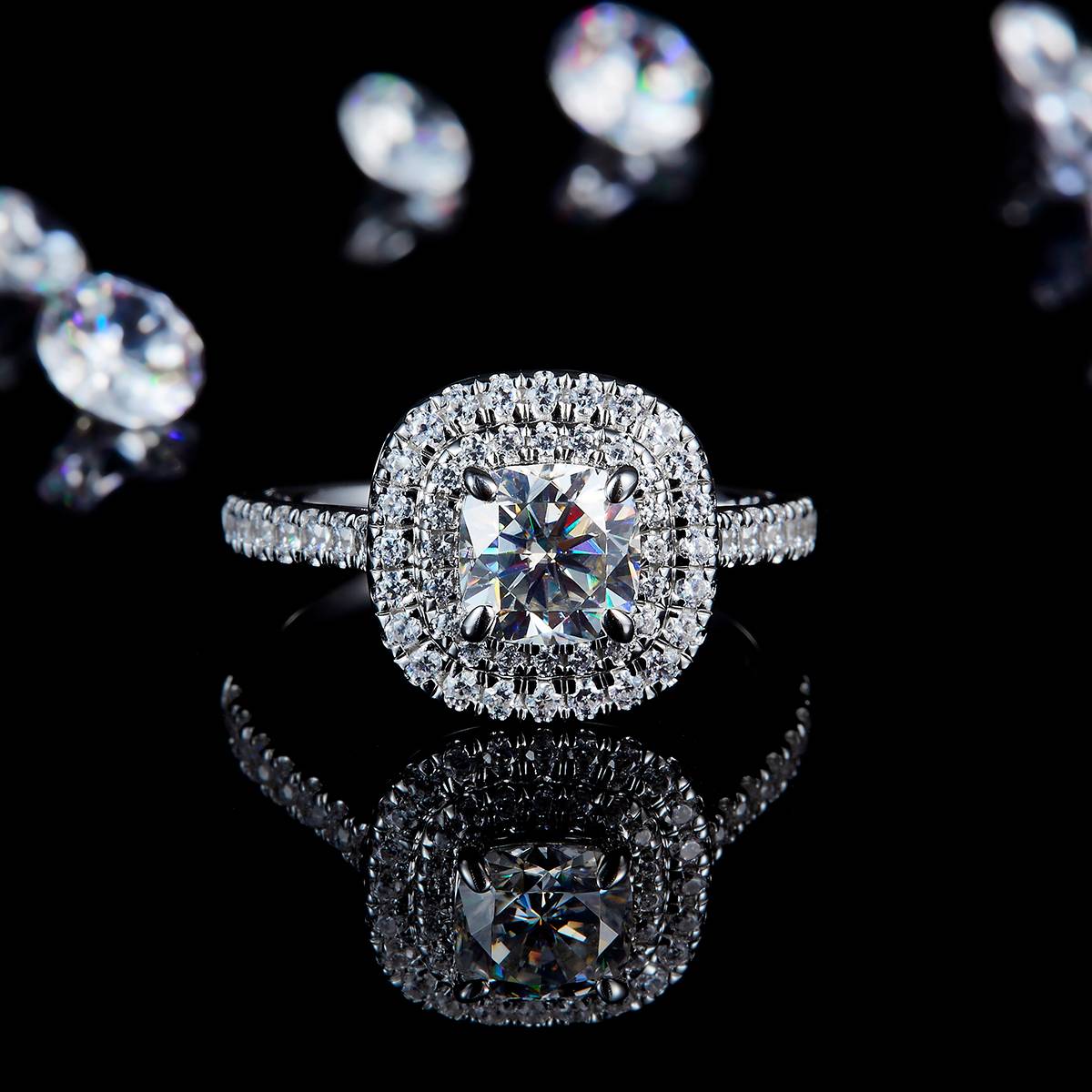 双层围镶枕形钻女戒S925银镀白金定制选款主石莫桑钻1.0ct/副石高碳钻