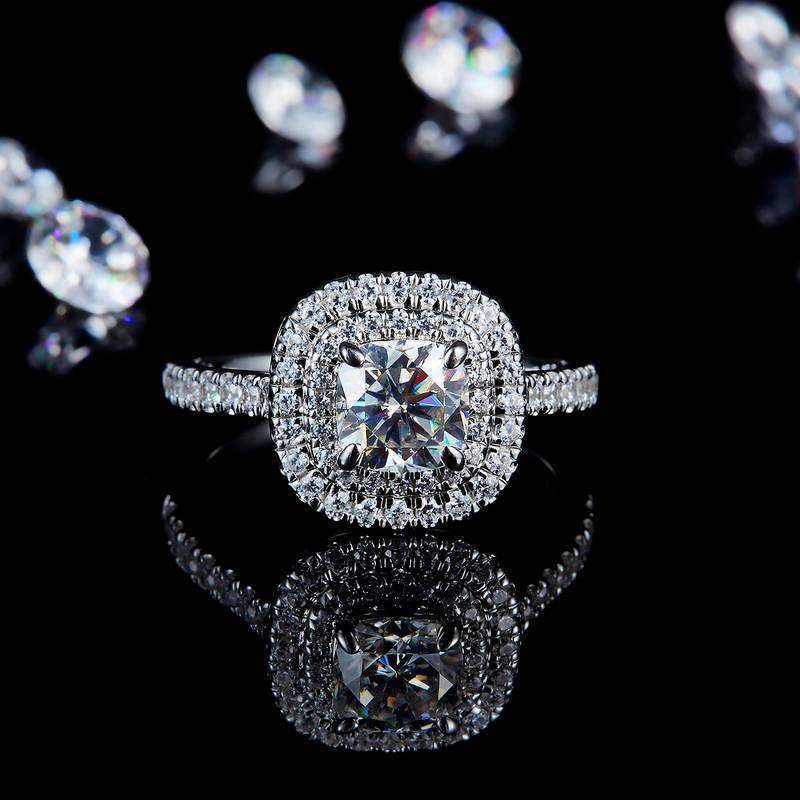 双层围镶枕形钻Women's RingS925银镀白金定制选款主石Moissanite1.0ct/副石高碳钻
