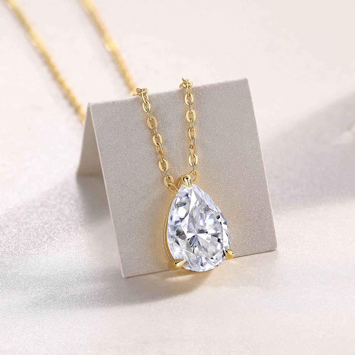 P15166款S925银镀18K黄金梨形MoissaniteAffordable LuxuryNecklace