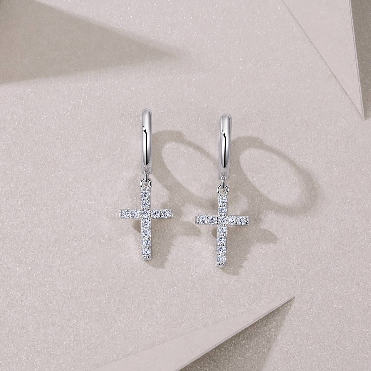 E15378款S925银镀18K白金Moissanite十字架耳环0.26ct