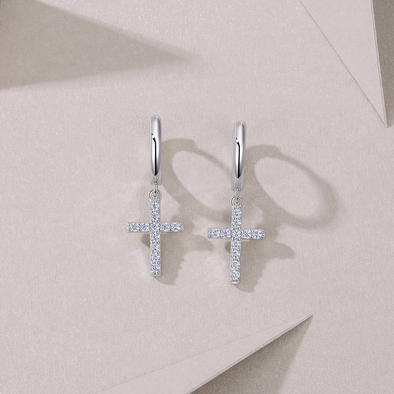 E15378款S925银镀18K白金Moissanite十字架耳环0.26ct