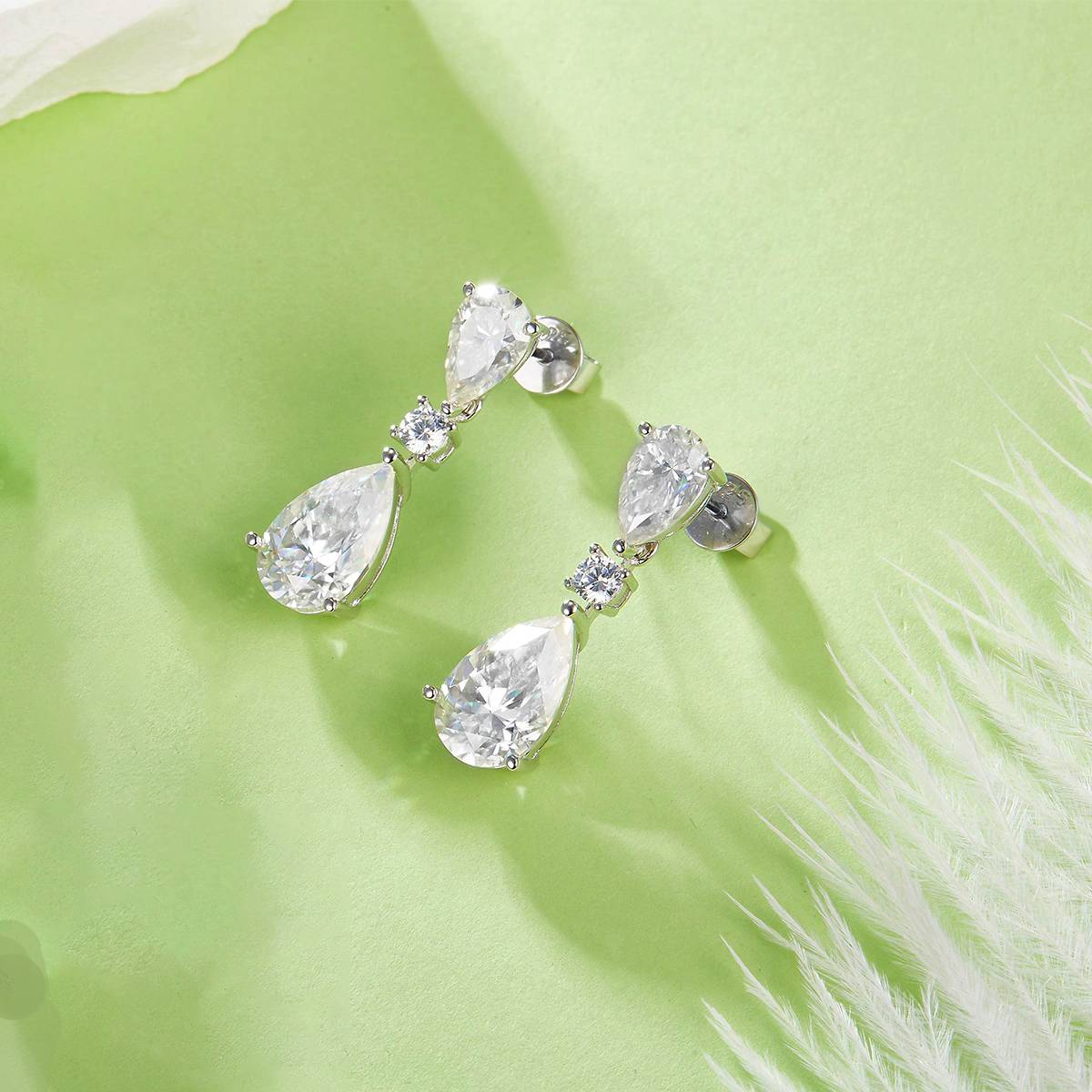 32S款S925银镀18K白金水滴形全莫桑钻闪烁奢华耳环6.16ct