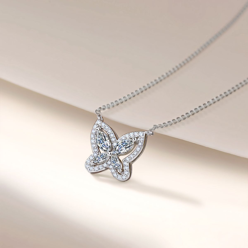 SN0243303款S925银镀18K金莫桑钻蝴蝶项链1.02ct