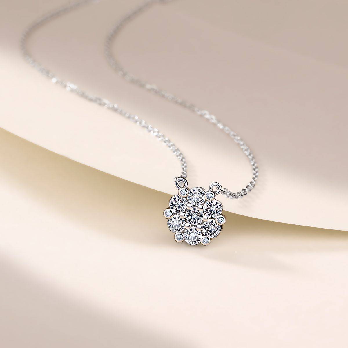 SN0243802款S925银镀18K金Moissanite花团锦簇Necklace0.74ct
