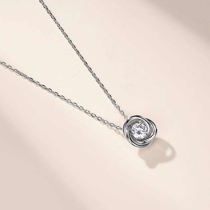 SP0122807款S925银镀18K金莫桑钻幸福环绕项链0.5ct