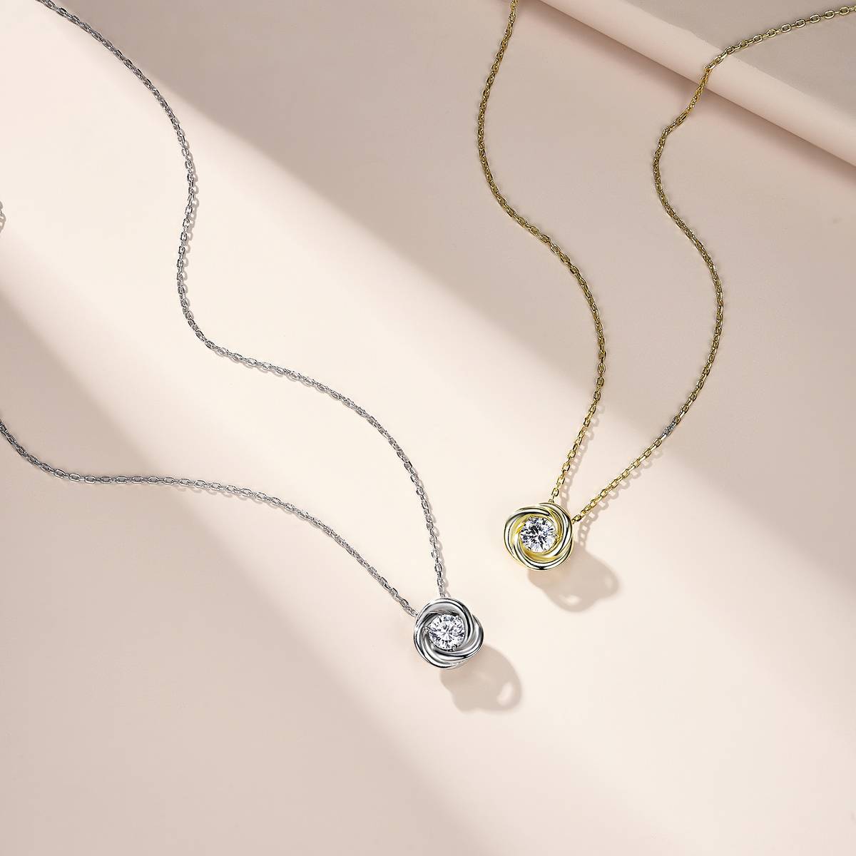 SP0122807款S925银镀18K金莫桑钻幸福环绕项链0.5ct
