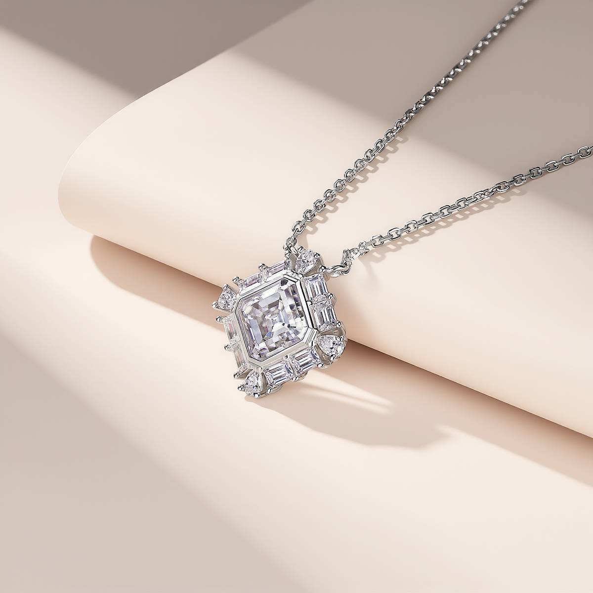 SN0221302款S925银镀18K金Moissanite甜蜜方糖Necklace2.76ct