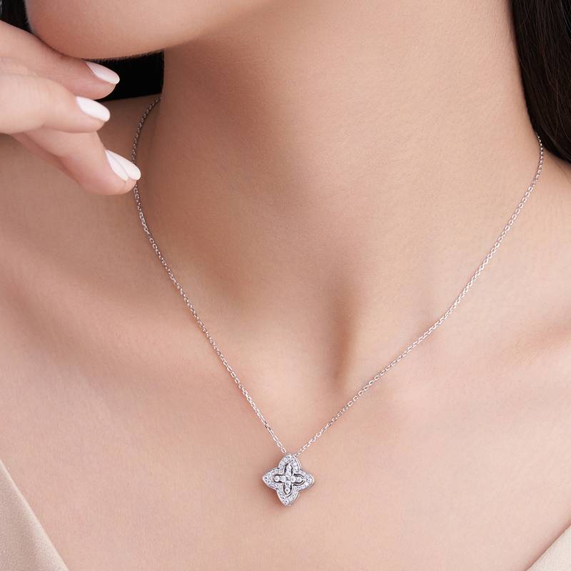 SN0249103款S925银镀18K金Moissanite双面两戴四叶花Necklace0.53ct
