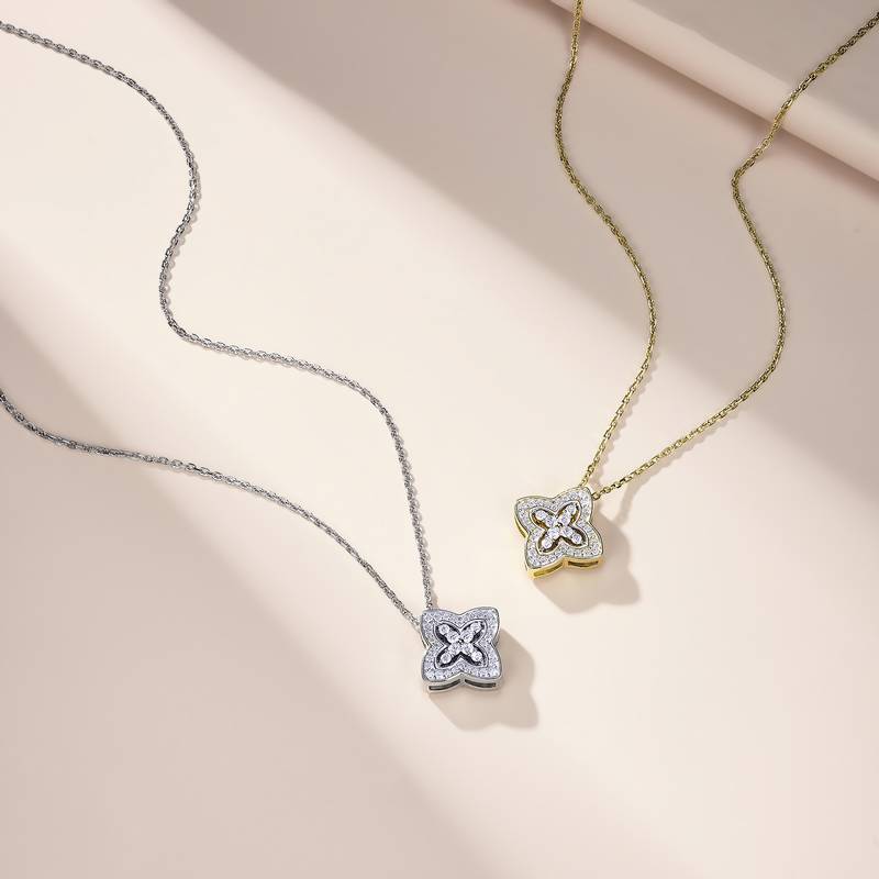 SN0249103款S925银镀18K金Moissanite双面两戴四叶花Necklace0.53ct