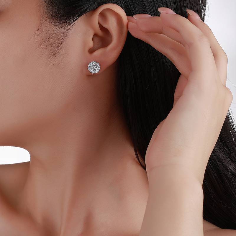 SE0126508款S925银镀18K金Moissanite花团锦簇Stud Earring1.5ct