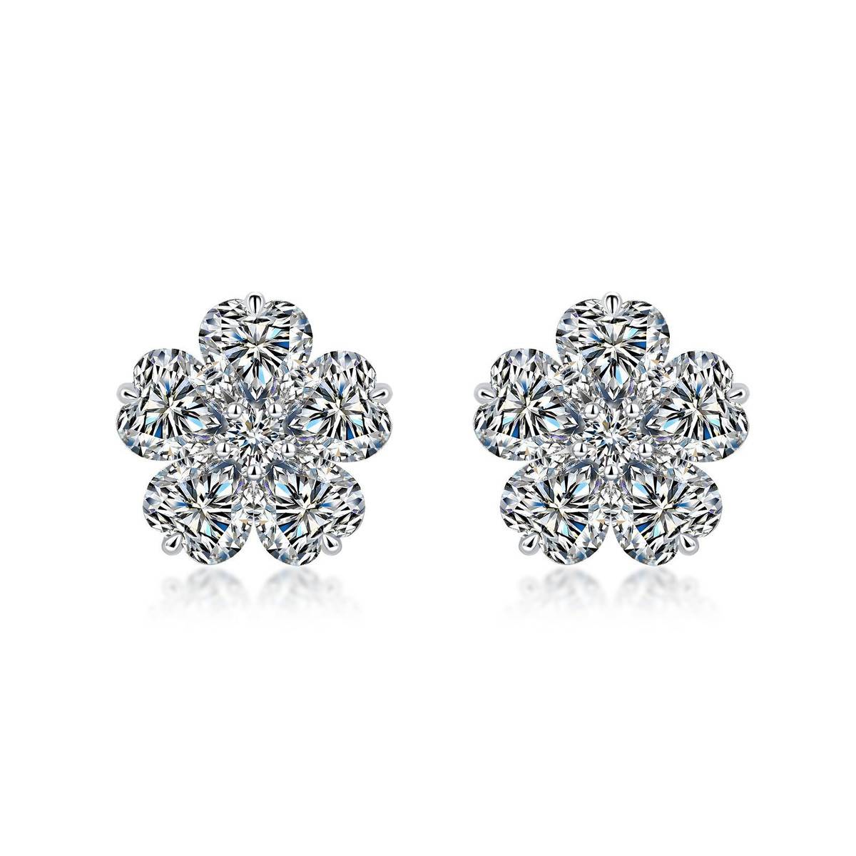 SE0758106款S925银镀18K金莫桑钻爱心花朵耳钉5.1ct