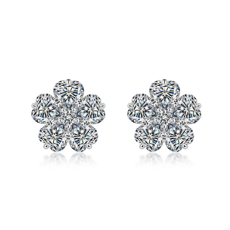 SE0758106款S925银镀18K金Moissanite爱心花朵Stud Earring5.1ct