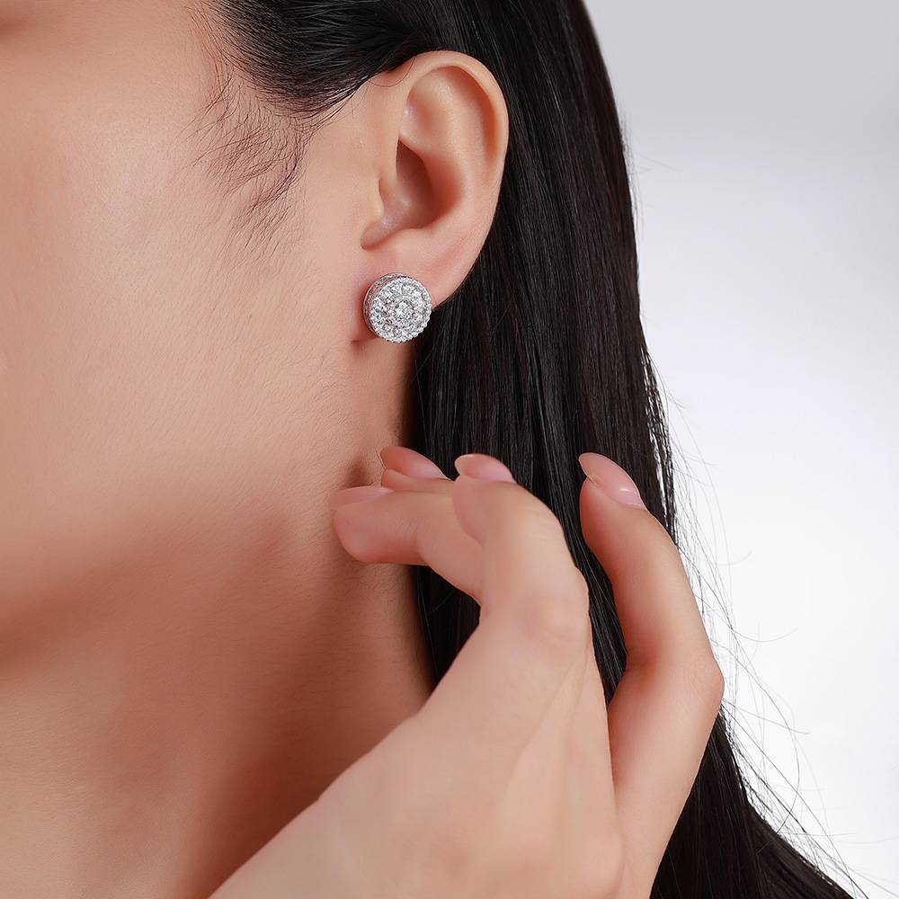 SE0754505款S925银镀18K金MoissaniteExquisite圆形Stud Earring2.64ct