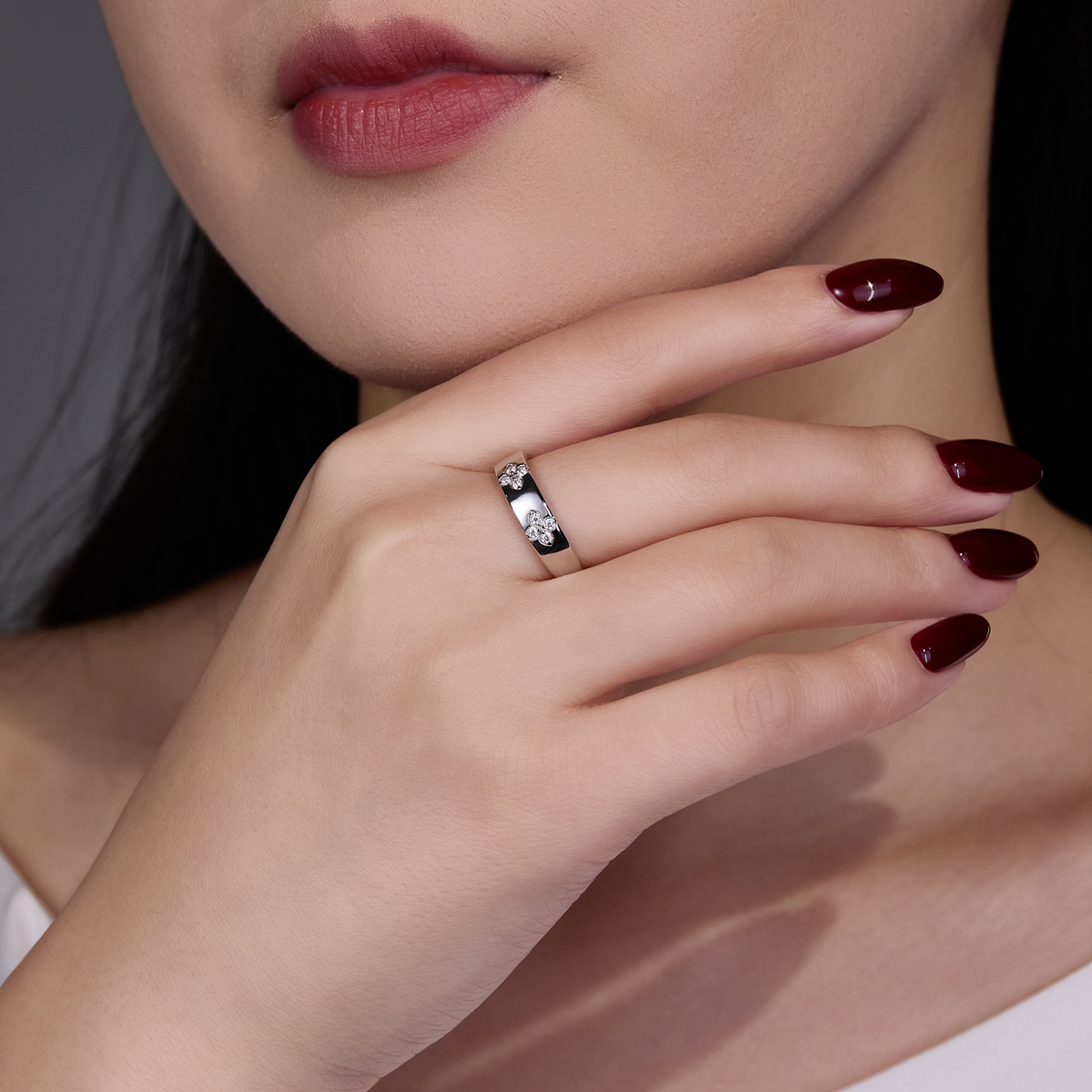 SR0544804款S925银镀18K金Moissanite四叶草Ring0.18ct