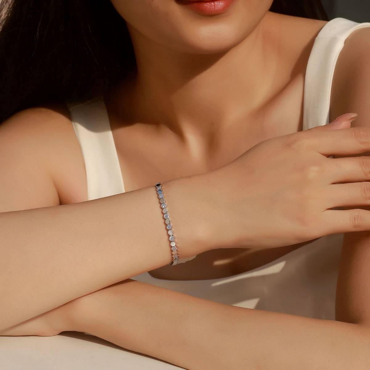 SB0355110款S925银镀18K金Moissanite蜂巢Bracelet1.0ct