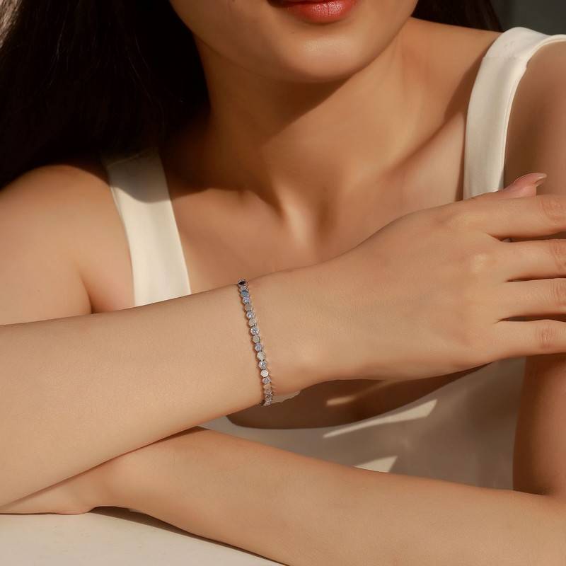 SB0355110款S925银镀18K金莫桑钻蜂巢手链1.0ct