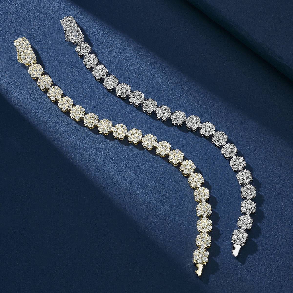 SB0353605款S925银镀18K金Moissanite满钻花型Bracelet9.9ct