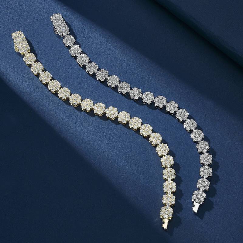 SB0353605款S925银镀18K金莫桑钻满钻花型手链9.9ct