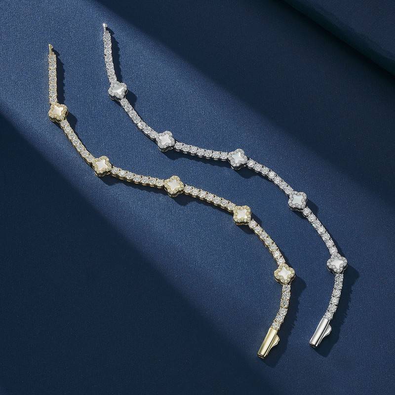 SB0296808款S925银镀18K白金Moissanite四叶草形贝母Tennis Chain4.1ct