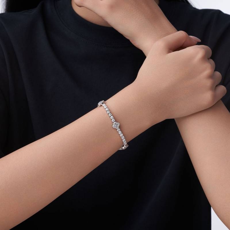 SB0296808款S925银镀18K白金Moissanite四叶草形贝母Tennis Chain4.1ct