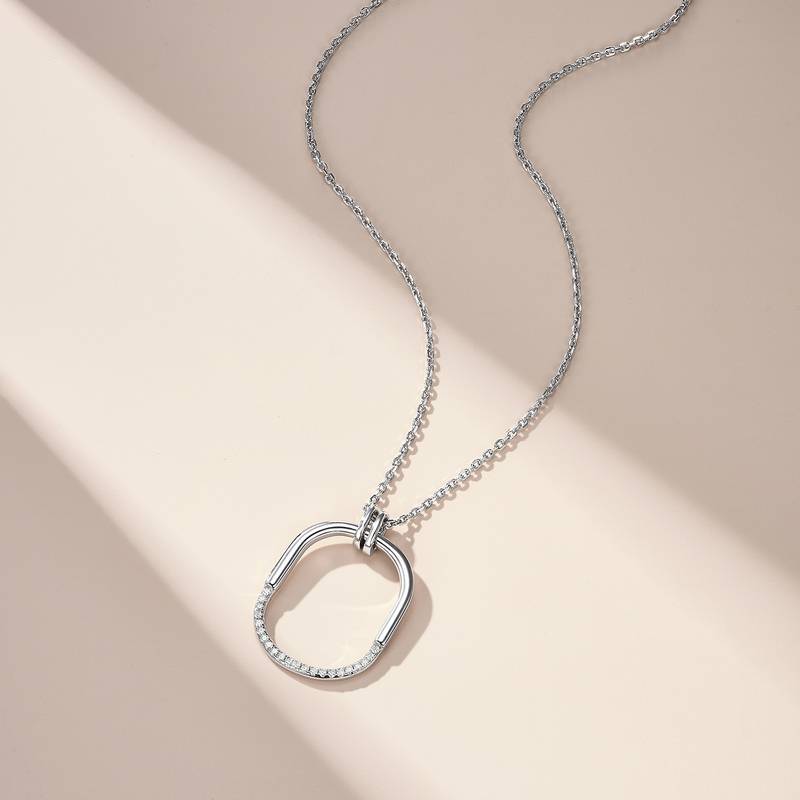 SN0131606款S925银镀18K白金莫桑钻几何吊坠0.16ct