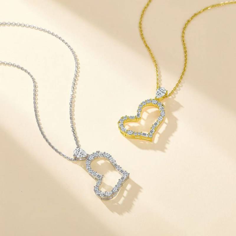 SP0532202款S925银镀18K白金莫桑钻轻奢心形吊坠1.5ct