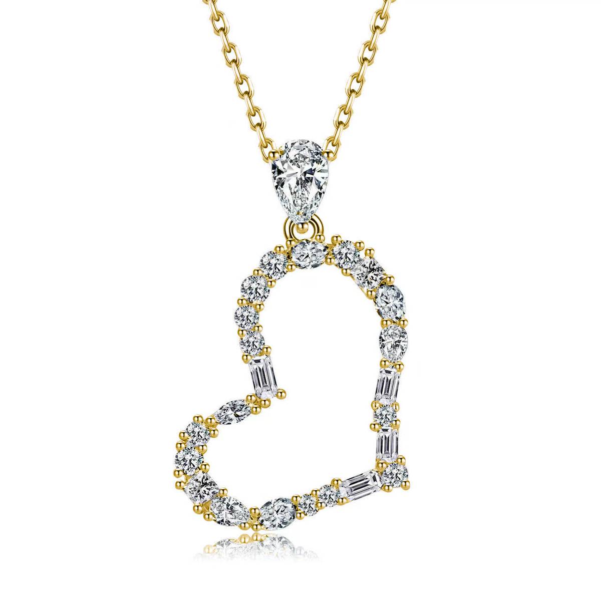 SP0532202款S925银镀18K白金莫桑钻轻奢心形吊坠1.5ct
