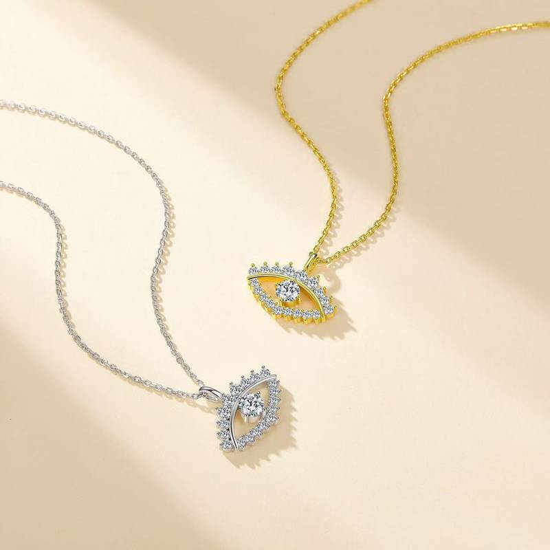 SN0234302款S925银镀18K白金莫桑钻恶魔的眼睛吊坠1.0ct