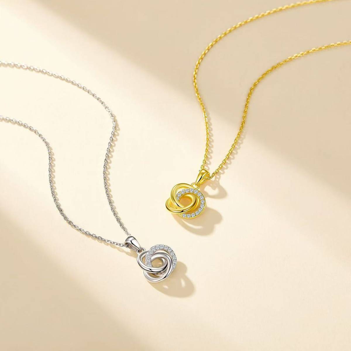 SN0167105款S925银镀18K白金莫桑扭结Pendant0.13ct