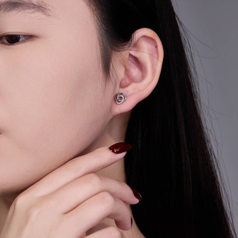 SE0169512款S925银镀18K白金Moissanite扭结Stud Earring0.12ct