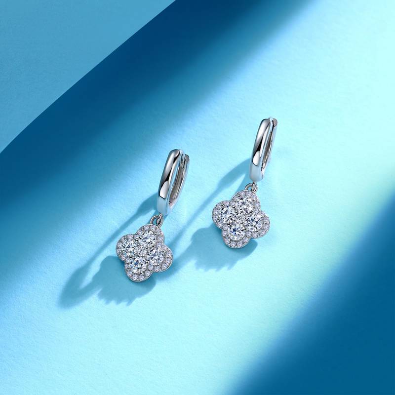 SE0611306款S925银镀18K白金Moissanite四叶草吊款耳环1.1ct