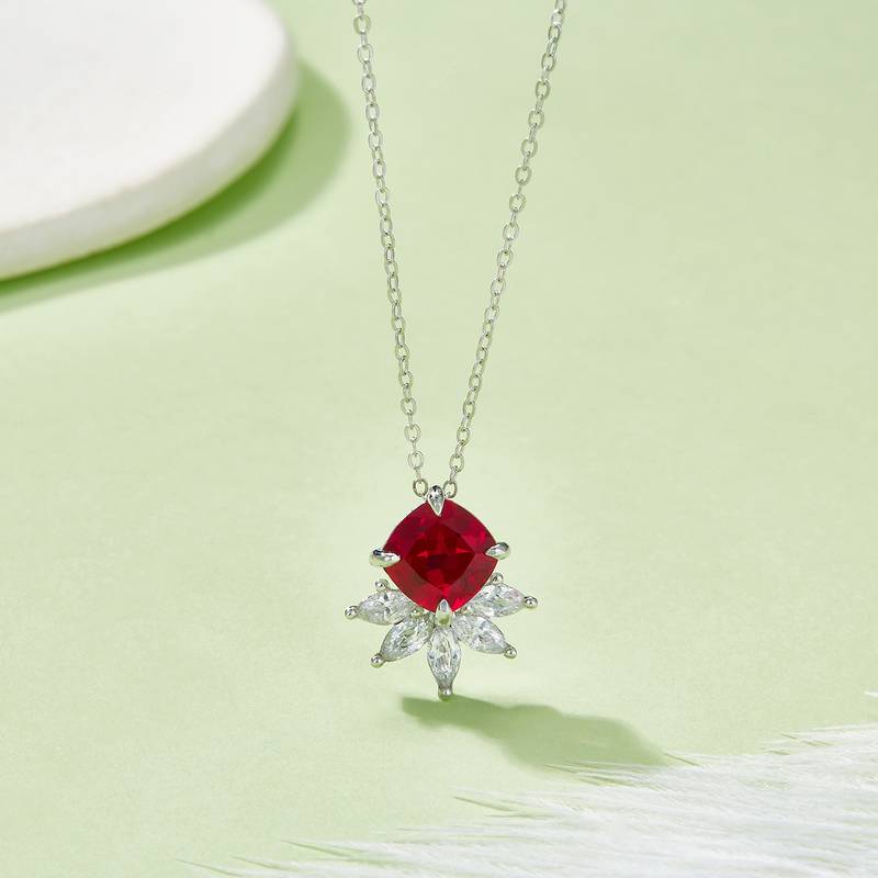 YXP0890款S925银镀18K白金枕形培育彩宝Necklace主石8.0mm