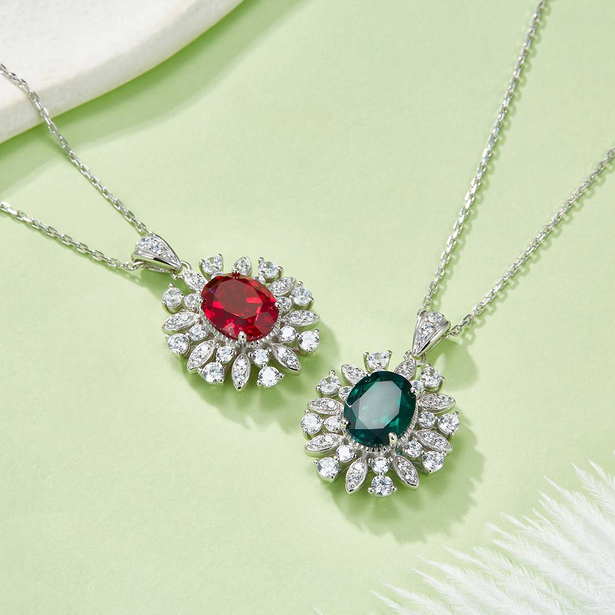 P1065款S925银镀18K白金蛋形培育彩宝Necklace主石10*8mmmm/3.5ct